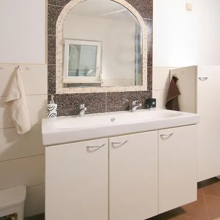Libetrogir Apartment Trogir